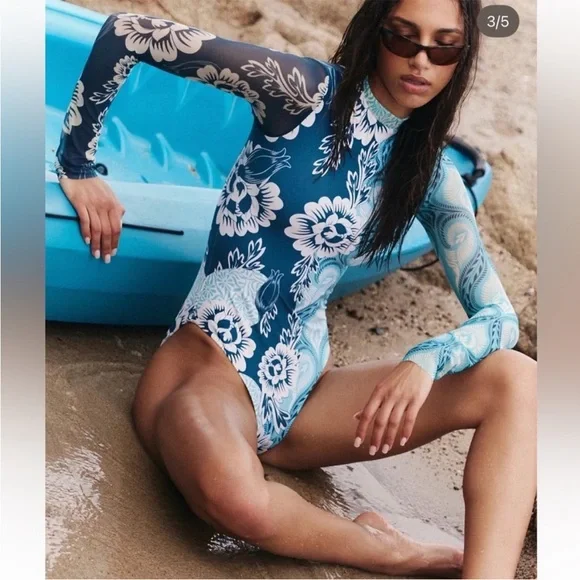 ▪️New Agua Bendita x Free People Anthropologie Mei One-Piece Surf Suit